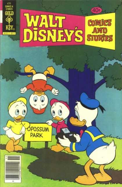 Walt Disney's Comics and Stories 470 - Donald Duck - Opossum Park - Camera - Tree - Huey