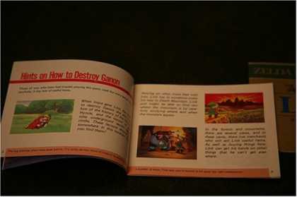 Books About Video Games - The Legend of Zelda NES Original Instruction manual (SMALL INSTRUCTIONS BOOKLET