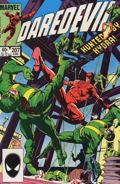 Daredevil 207 - Marvel - 207 June - Hunted - Hydra - Gun