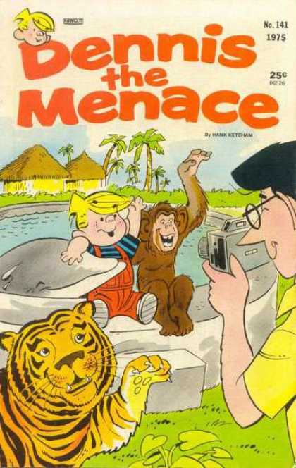 Dennis the Menace 141 - 1975 - 25 Cents - Dolphin - Ape - Tiger