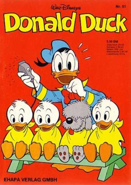 Donald Duck (German) 50 - Donald The Beautician - Dog - Ducklings - One Doesnt Belong - Barber