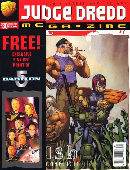 Judge Dredd Megazine III 30 - Smoking - Night Stick - Green Arms Upreached - Ish Conflict - Eye Necklace