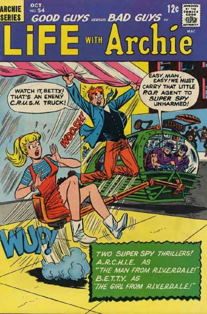 Life With Archie 54 - Archie - Betty - Riverdale - Spies - Crush