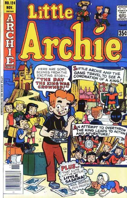 Little Archie 124 - Children - Cliffside Hous - King - Lamp - Camera