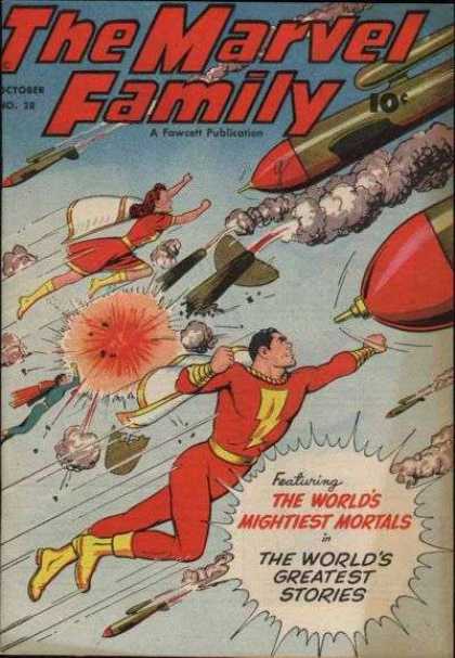 Marvel Family 28 - Rockets - Superhero - Superwoman - Fliing People - Battle