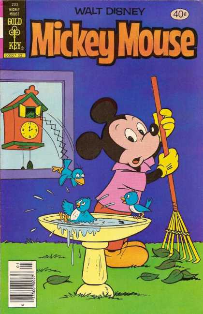 Mickey Mouse 203 - Gold Key Comics - Disney - Cuckoo Clock - Bird Bath - Raking Leaves