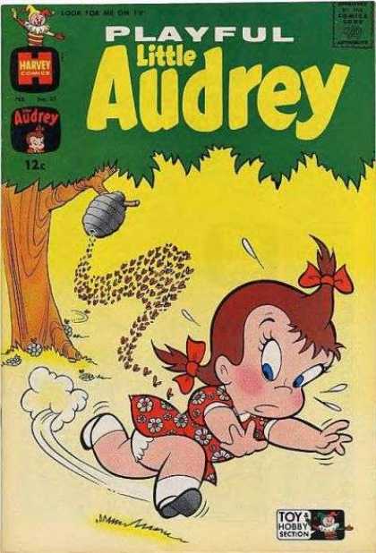 Playful Little Audrey 37 - Bees - Beehive - Tree - Bows - Running