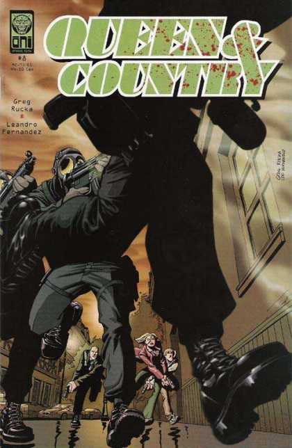 Queen & Country 8 - Greg Rucka - Leandro Fernandez - Gas Masks - Chase - Street