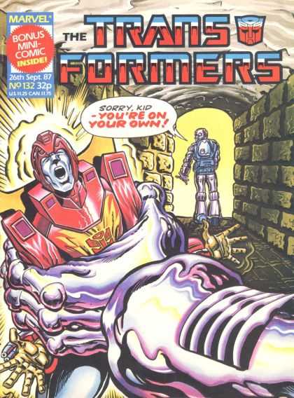 Transformers (UK) 132 - Robots - Betrayal - Fight - Tunnel - Pain