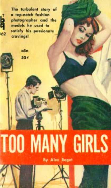 Vintage Books - Too many girls - Alex Roget