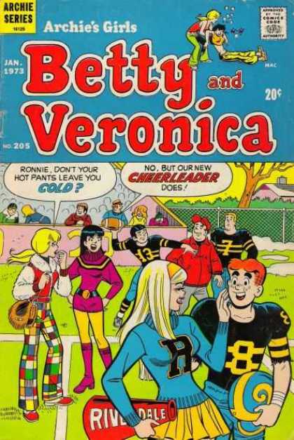 Archie's Girls Betty and Veronica 205 - Cheerleader - Ronnie - Football - Football Players - Riverdale