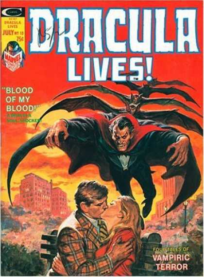 Bestselling Comics (2006) - Essential Tomb of Dracula, Vol. 4 (Marvel Essentials) by Marv Wolfman