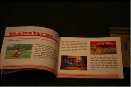 Books About Video Games - The Legend of Zelda NES Original Instruction manual (SMALL INSTRUCTIONS BOOKLET