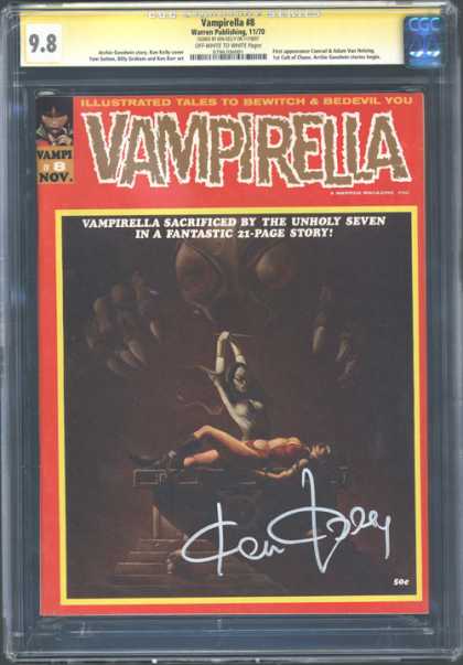 CGC Graded Comics - Vampirella #8 (CGC)