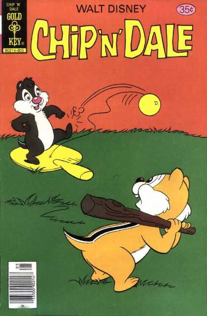 Chip 'n' Dale 52 - Walt Disney - Gold Key - Ball - Grass - Stick