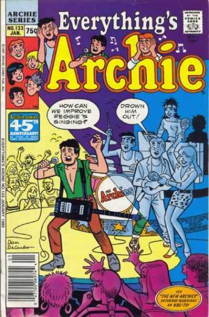 Everything's Archie 133 - Band - Guitar - Drums - Maracas - Audience