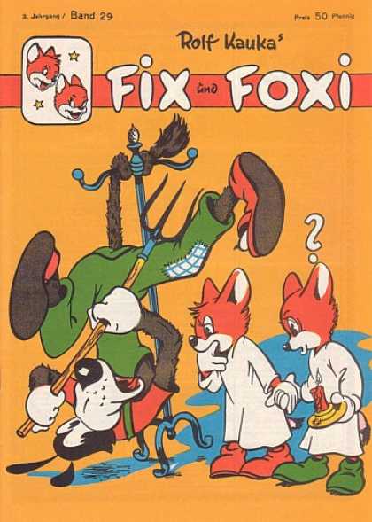 Fix und Foxi 29 - Rolf Kauka - Coat Rack - Wolf - Green Overalls - Red Fox