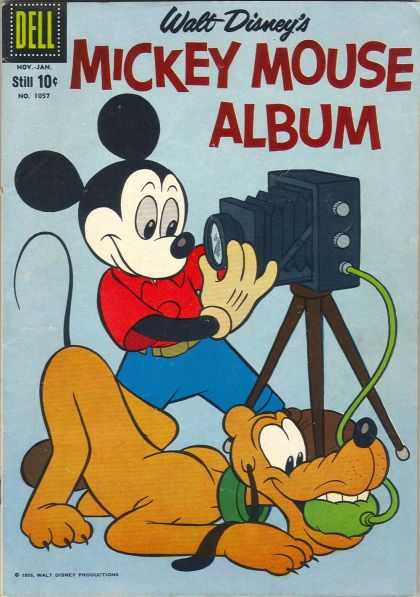 Four Color 1057 - Mickey Mouse - Disney - Camera - Dell Comics - Pluto