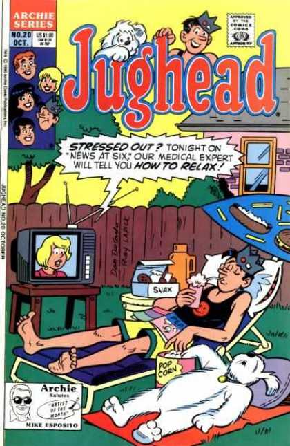 Jughead 2 20 - Tv - Newswoman - Loungechair - Thermos - Soda