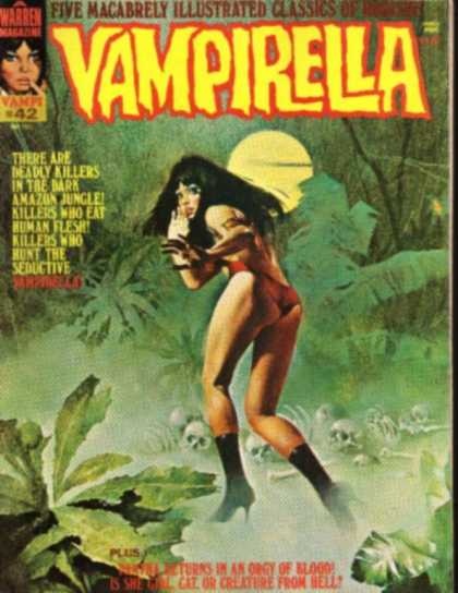 Vampirella 42 - Skulls - Moon - Vampirella - Warren Magazine